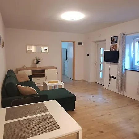 Asja Old Center Apartmán *